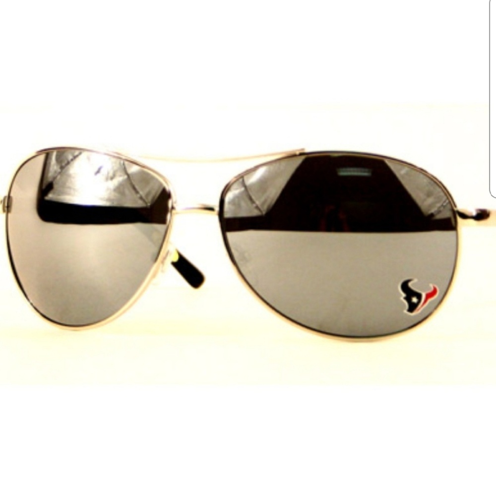 Aviator sunglasses